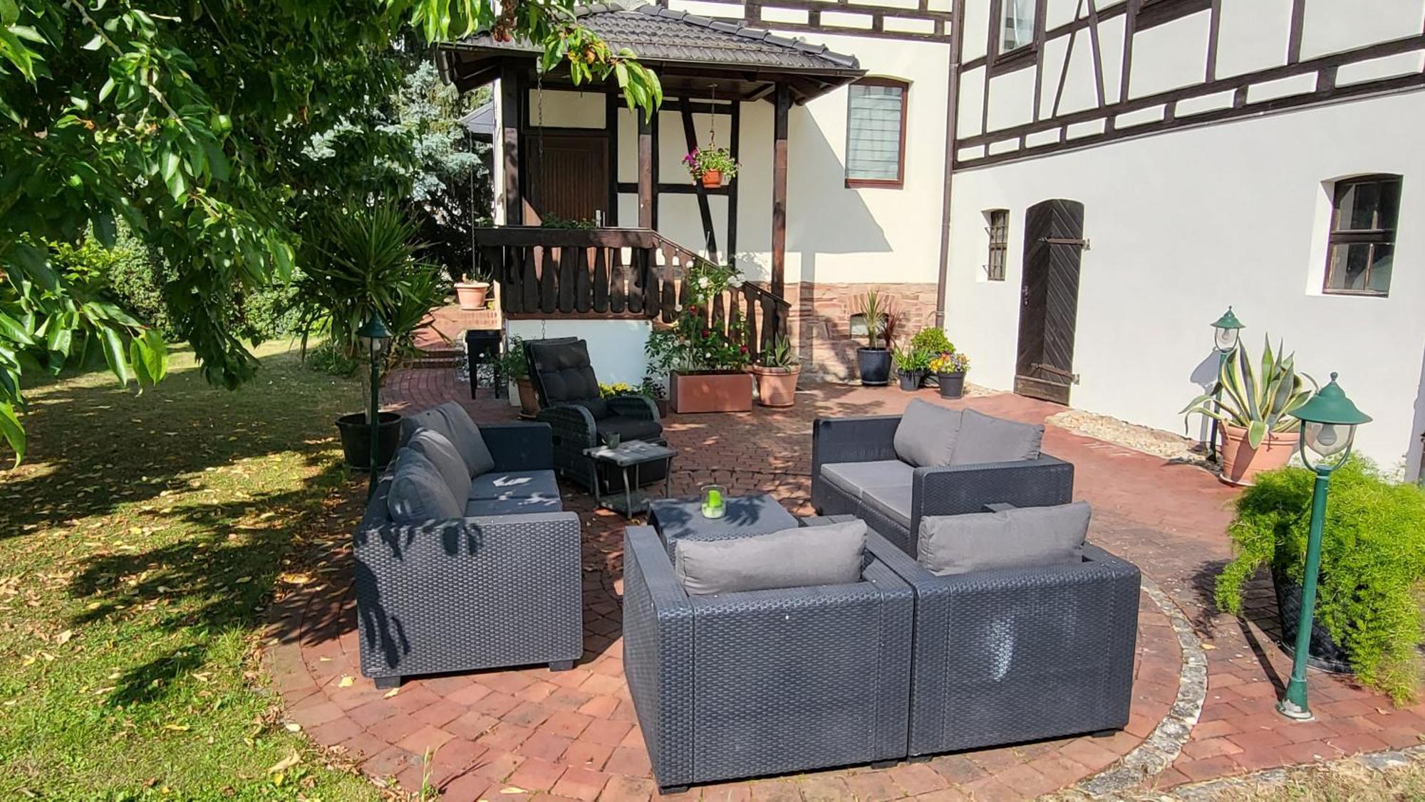 Apartments Am Saalebogen Mit Gartenterrasse, Grillkamin, Freie Parkplaetze Rudolstadt Kültér fotó